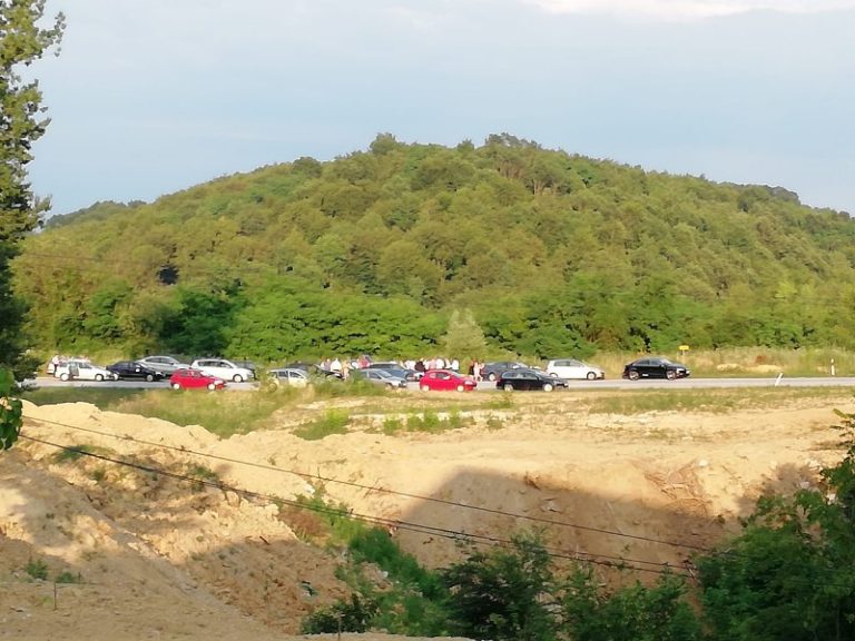 053b8125-3350-4c0e-b723-f915dacb7269_800x600 – kopija